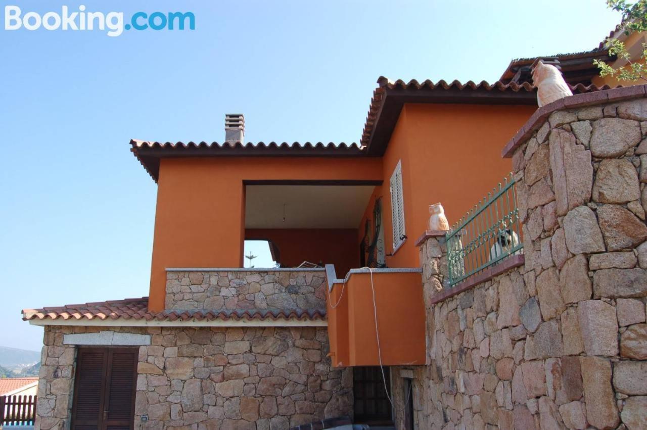 La Finestra Sul Mare Budoni Exterior photo